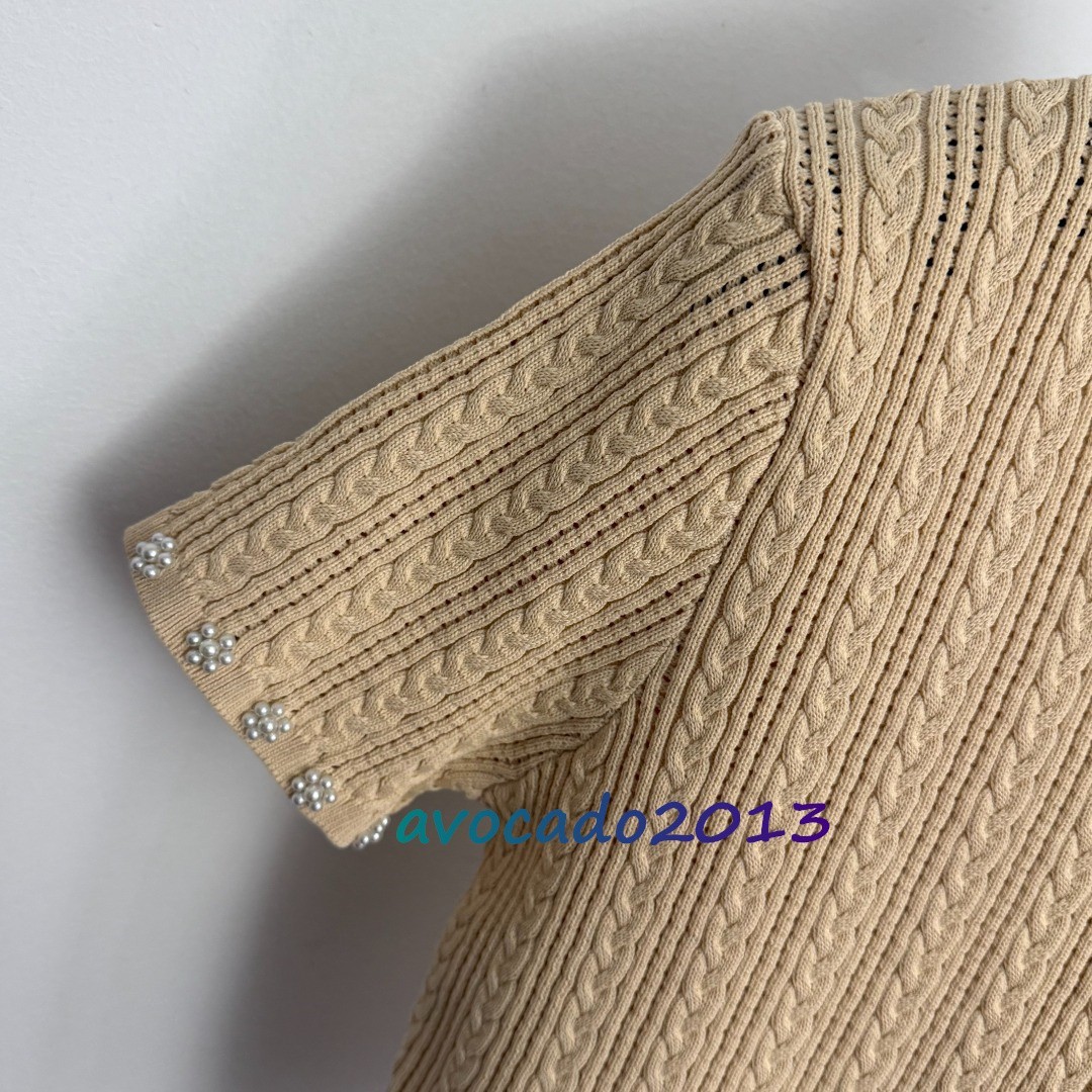Sandro Women Pearl Button Round Neck Short Sleeved Knitted Cardigan Top