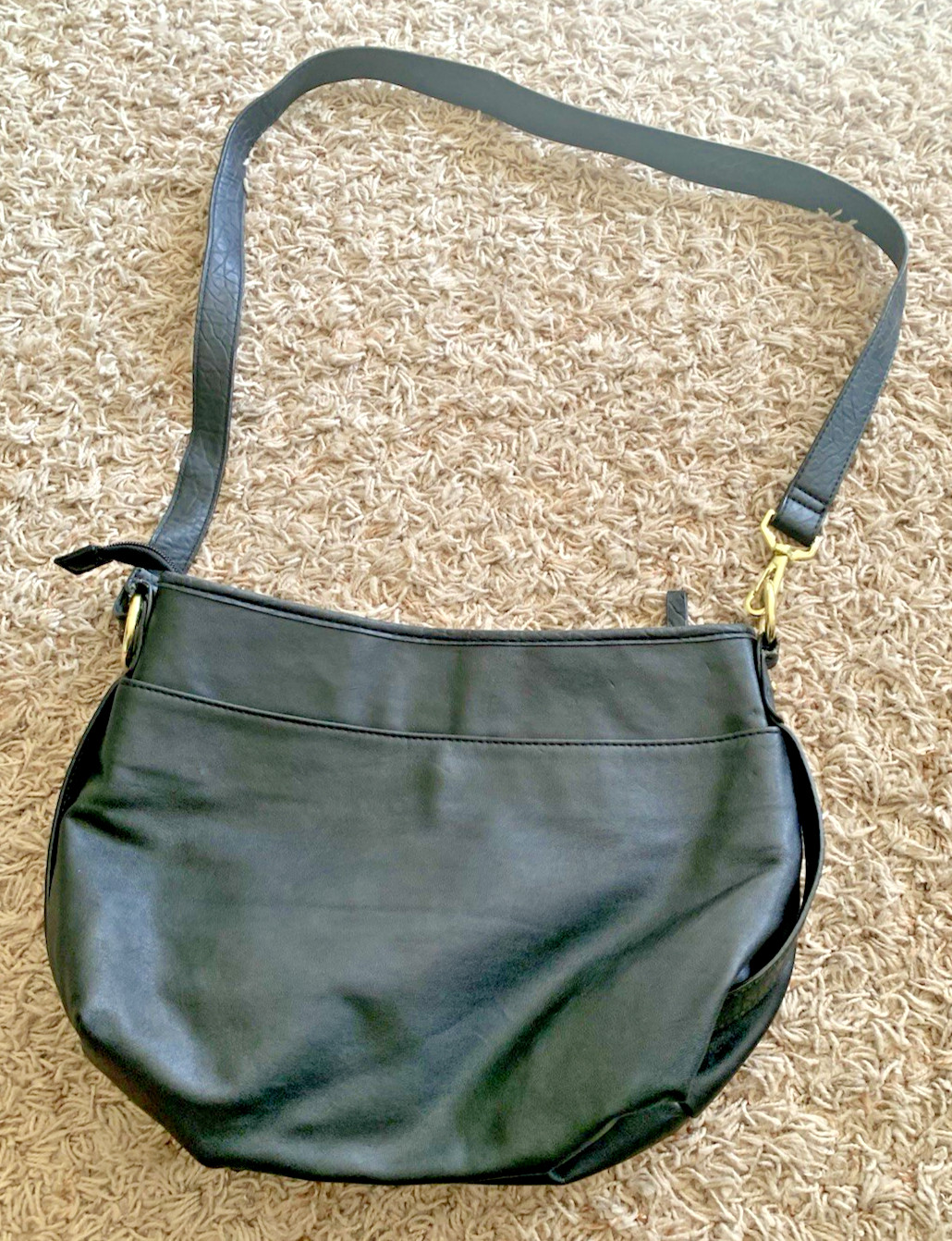 Rosetti Black Polyurethane Shoulder Bag Purse Zipper/Chain Pockets *Crack Strap