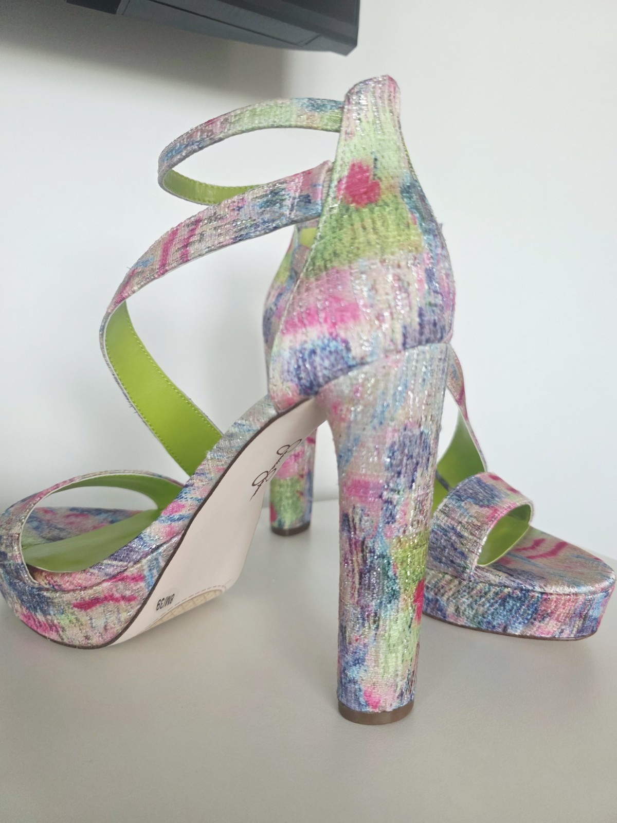 Jessica Simpson Iley Size 8M Multicolor Platform Ankle Strap