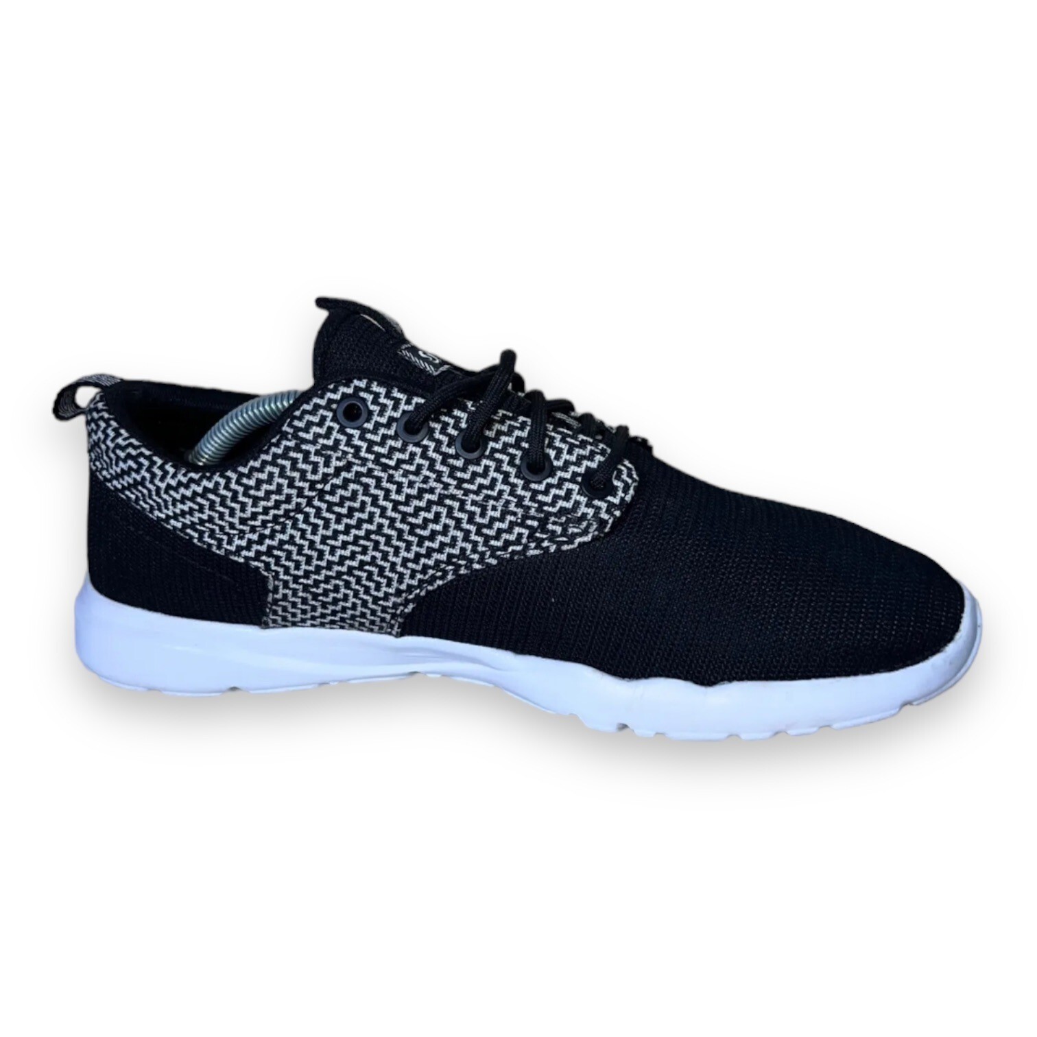 DVS Shoe Company Premier 2.0 Black/ White Women’s 9.5