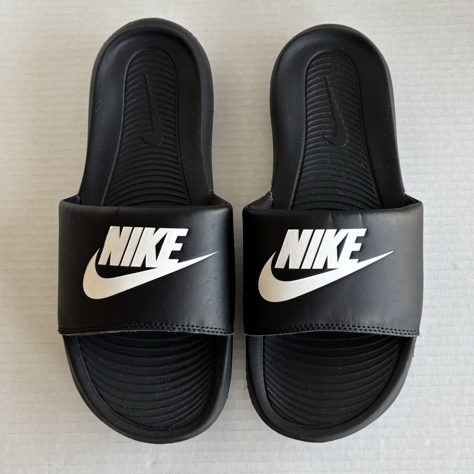 Nike Victori One Slide Sandals Black/White Men’s US 10 CN9677-005