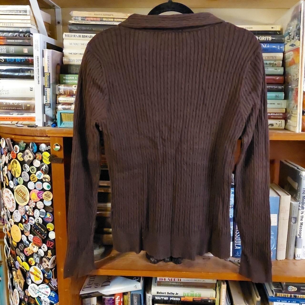 Y2K brown long sleeve v-neck sweater.