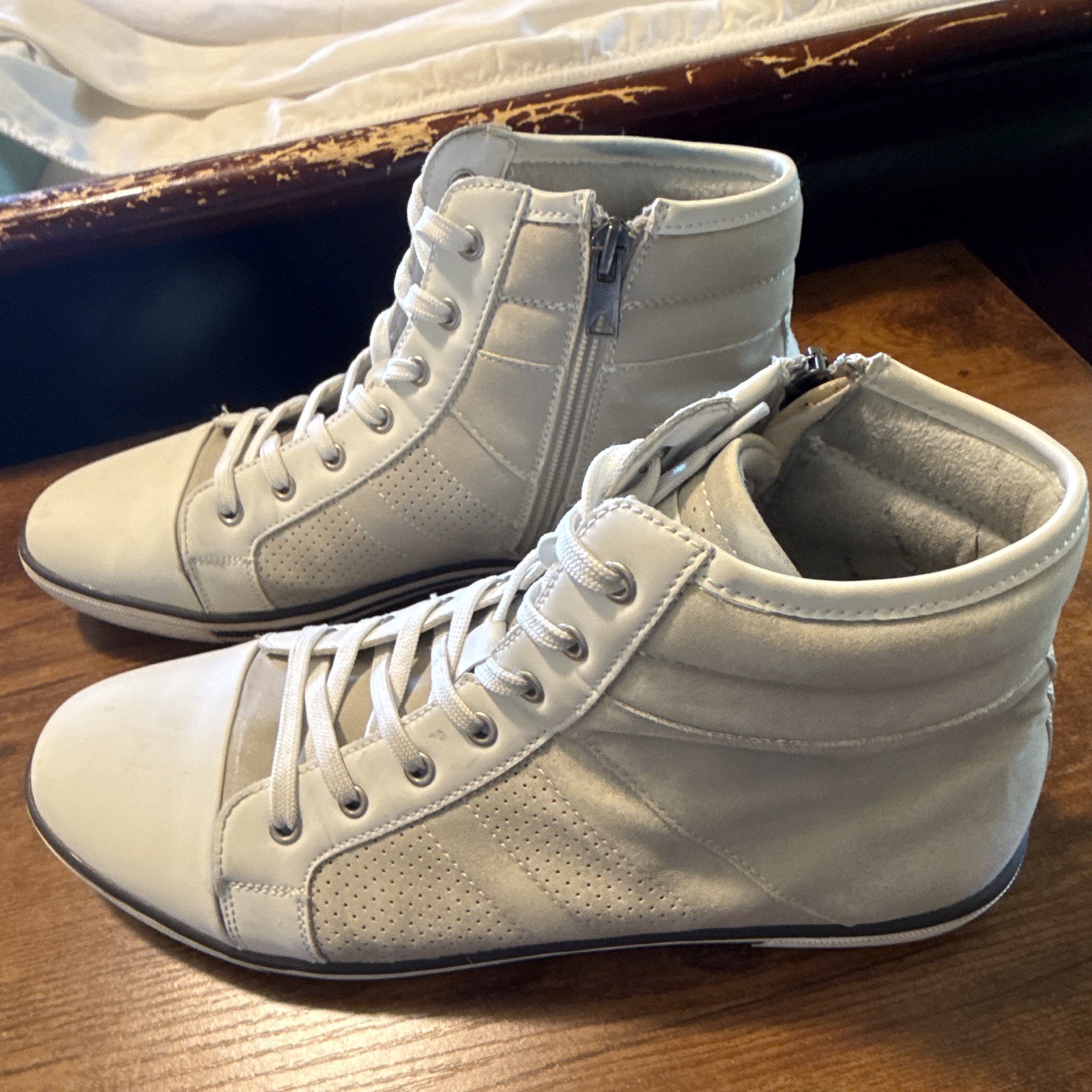 Kenneth Cole Reaction Men’s White High-Top Sneakers Lace-Up Side Zipper US 9