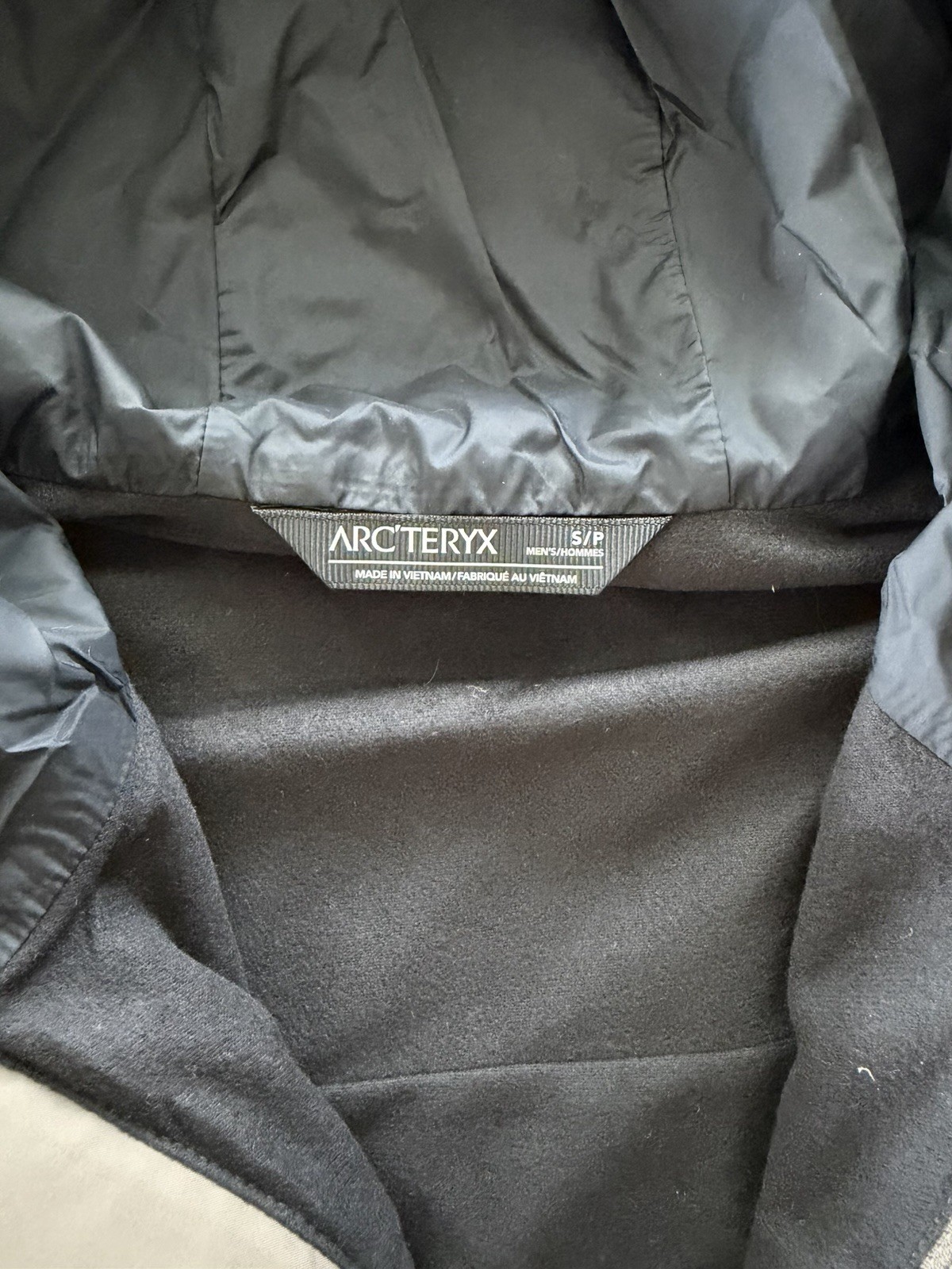 Arc’teryx Solano Hoody-GORE-TEX INFINIUM–Moonshadow/Dracaena (medium)