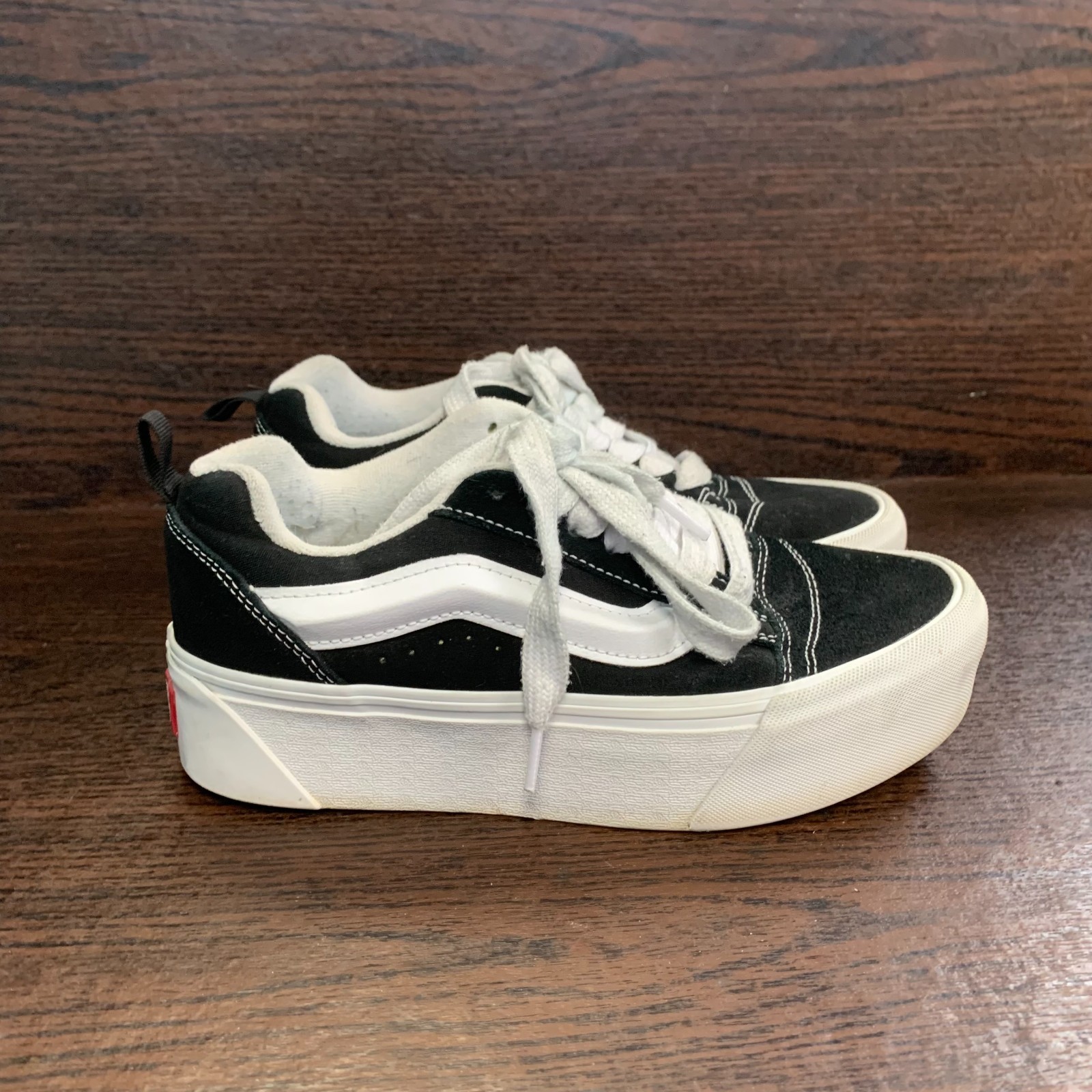 Vans Knu Stack Platform Unisex Sneakers Size M 6.5 W 8 Black White Suede Chunky