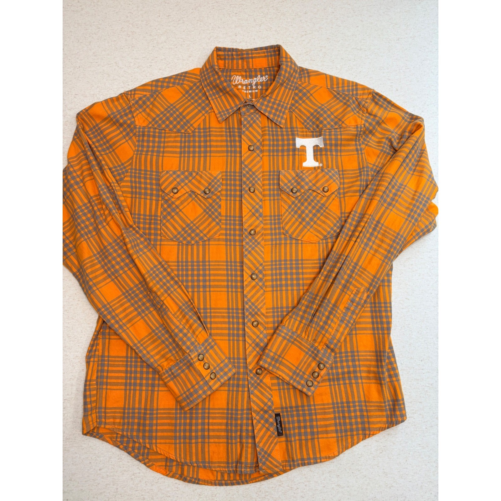 Wrangler Retro Premium Mens Large Tennessee Volunteers Plaid Western Snap Shirt