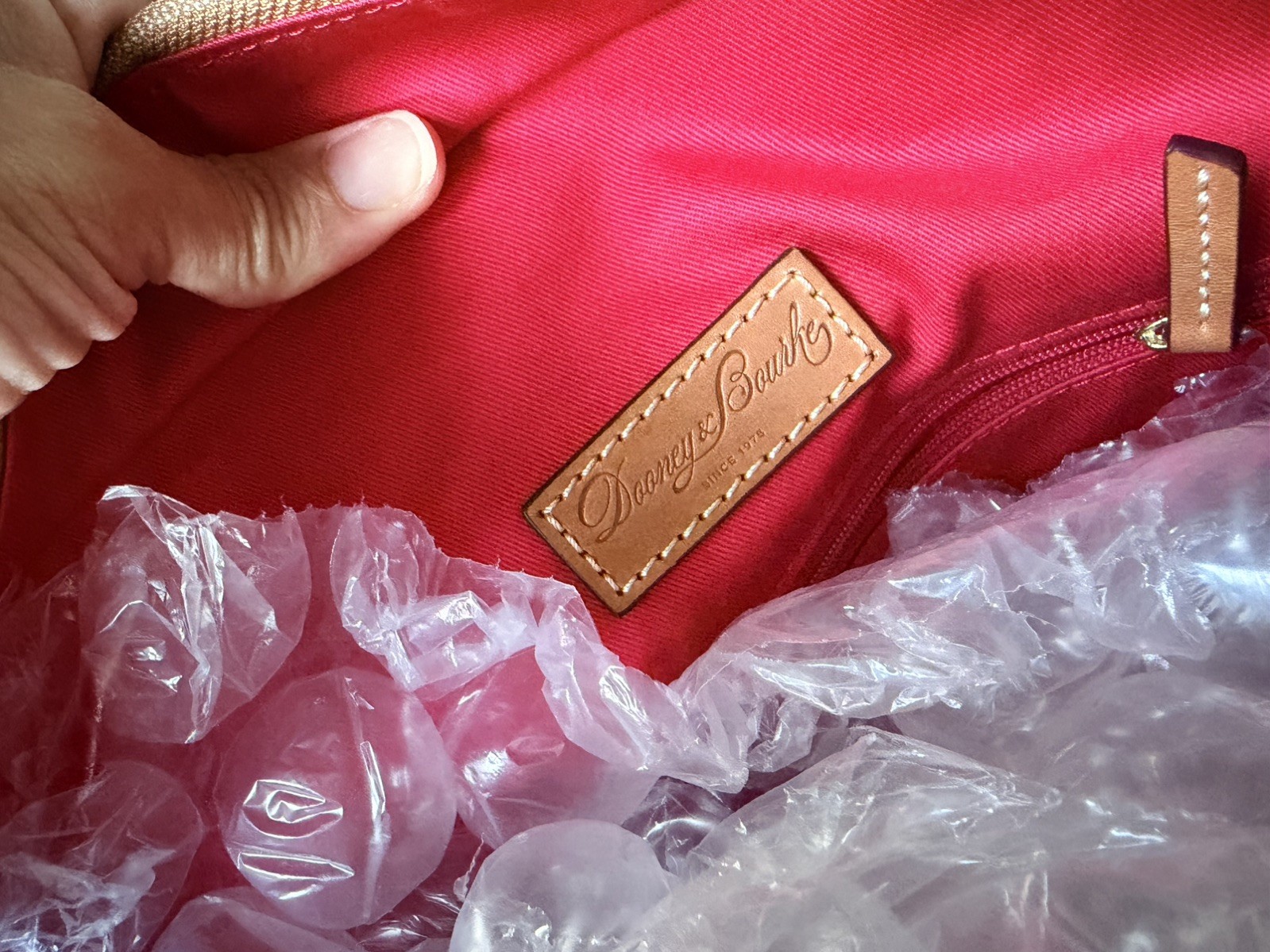 Dooney & Bourke Womens Jacquard Pink Monogram Gold Bottom Feet Handbag