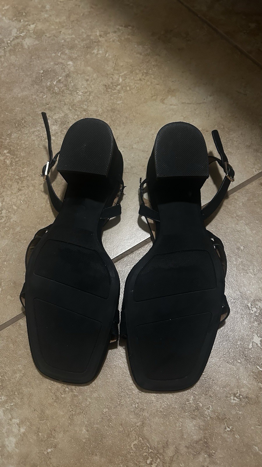 8.5 LC Lauren Conrad Black Leather Heels