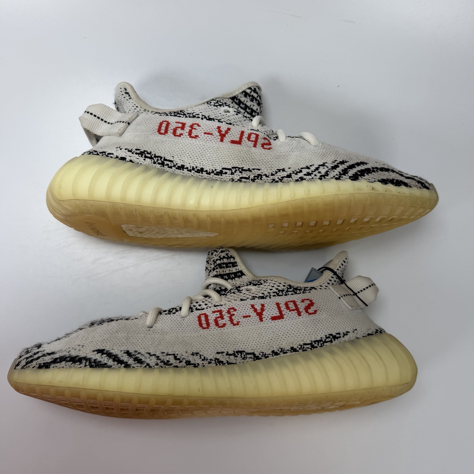 Size 9.5 – adidas Yeezy Boost 350 V2 Low Zebra