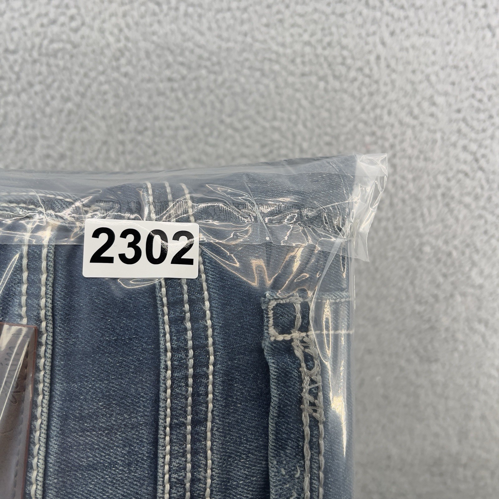 BKE Denim Payton Jeans Womens 31R Bootcut Stretch Medium Wash Distressed