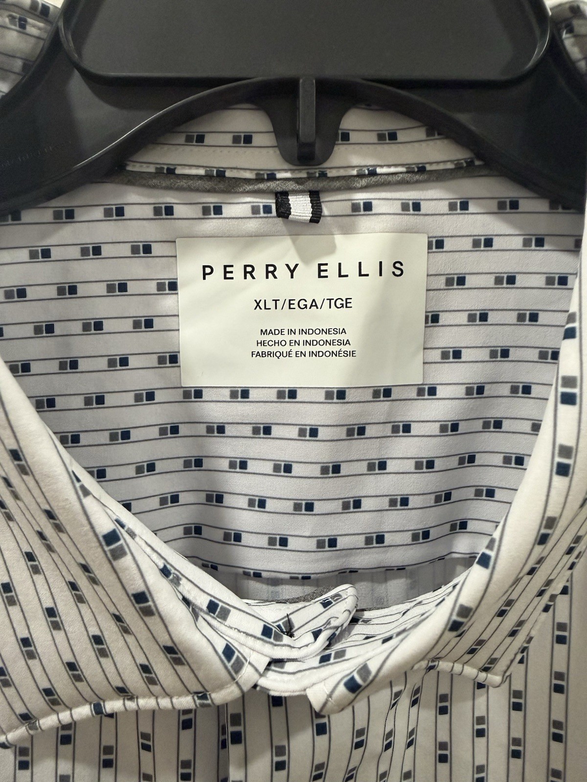 Perry Ellis Button-Up Shirt, Geometric Pattern (White/Blue/Gray), XL Tall, NWOT