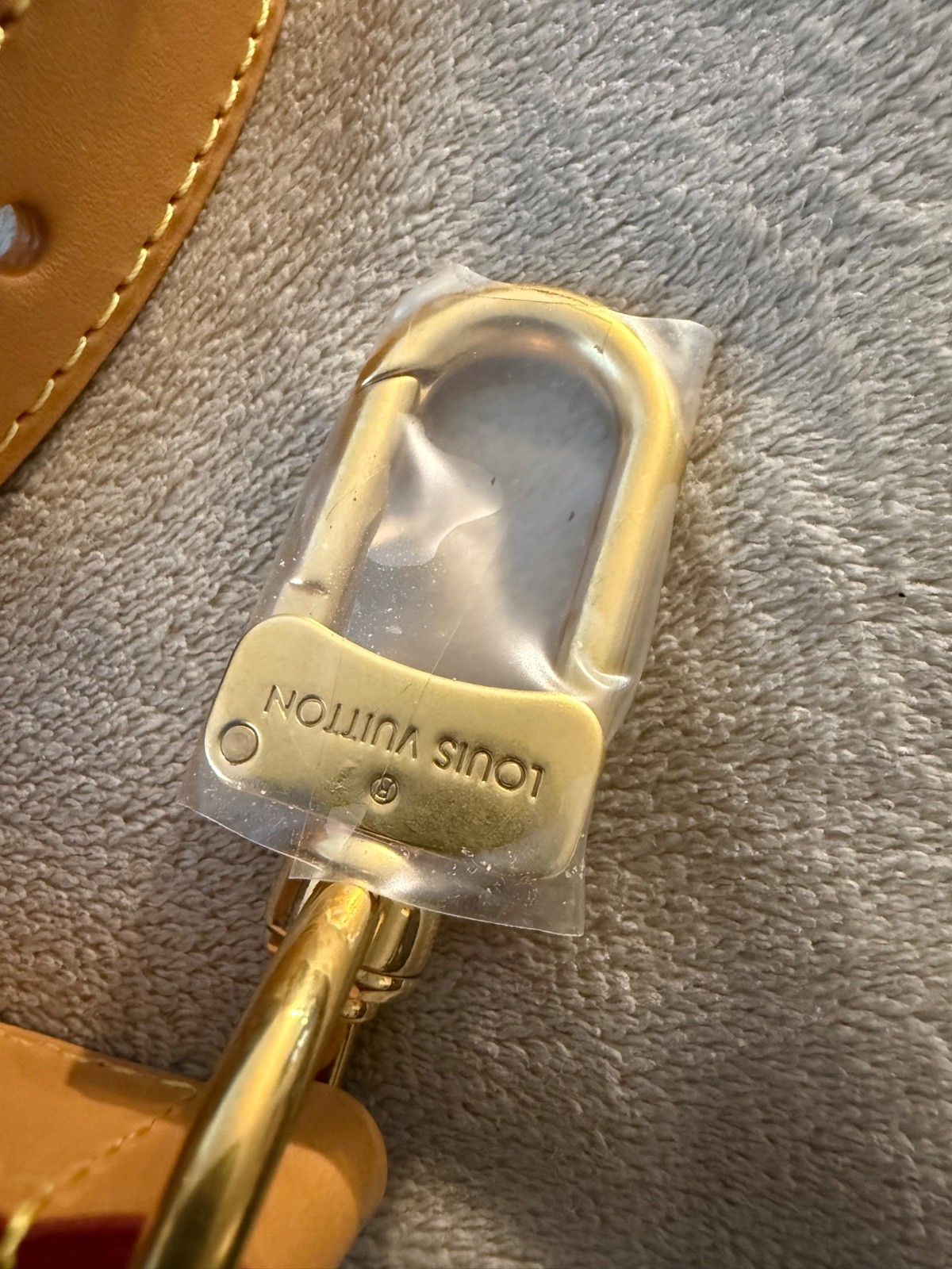 Authentic Louis Vuitton Vachetta Adjustable Shoulder Strap Gold Hardware 47 in