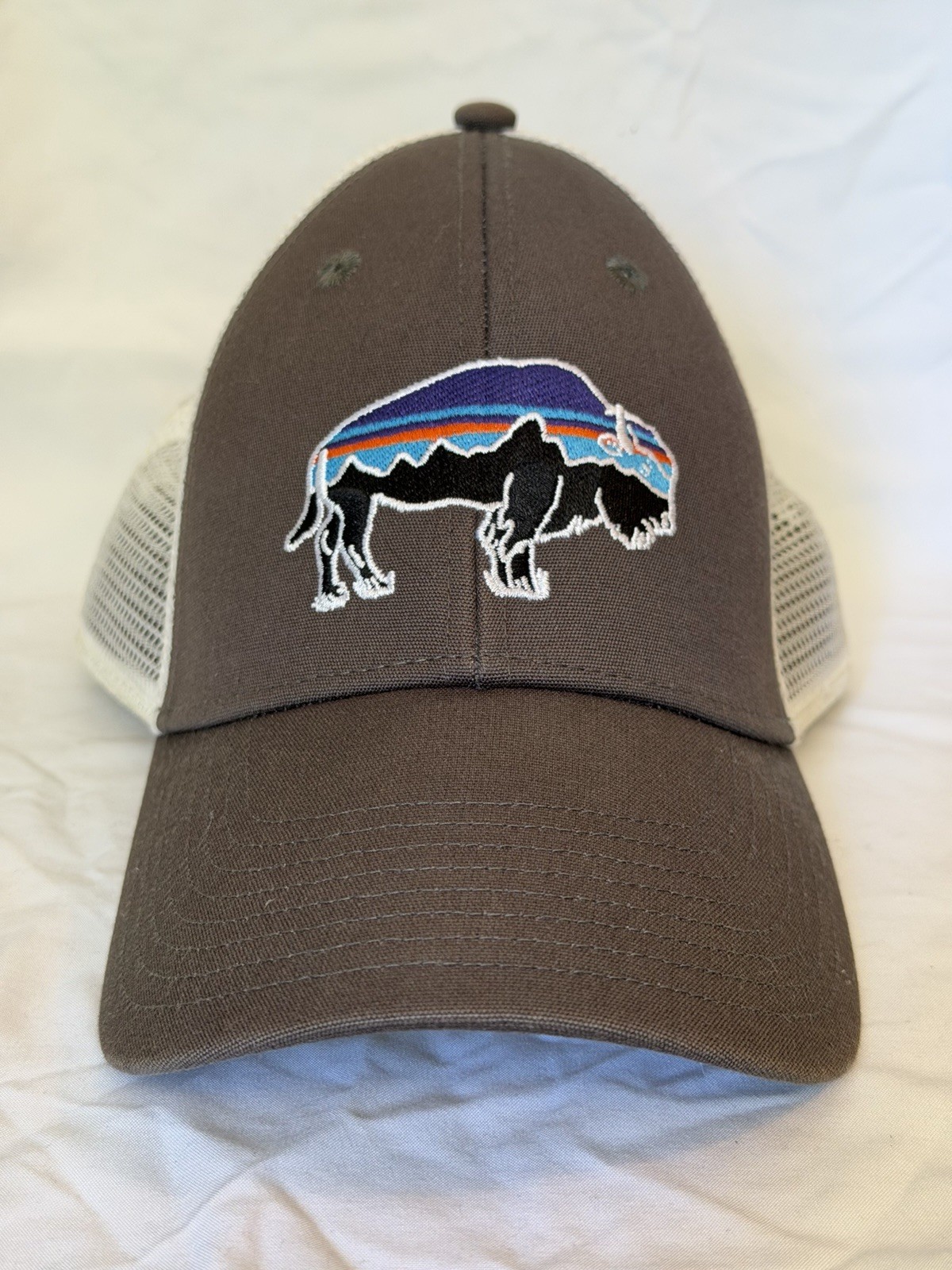 Patagonia Buffalo Bison Logo Hat / Cap One Size Gray Trucker Mesh Back