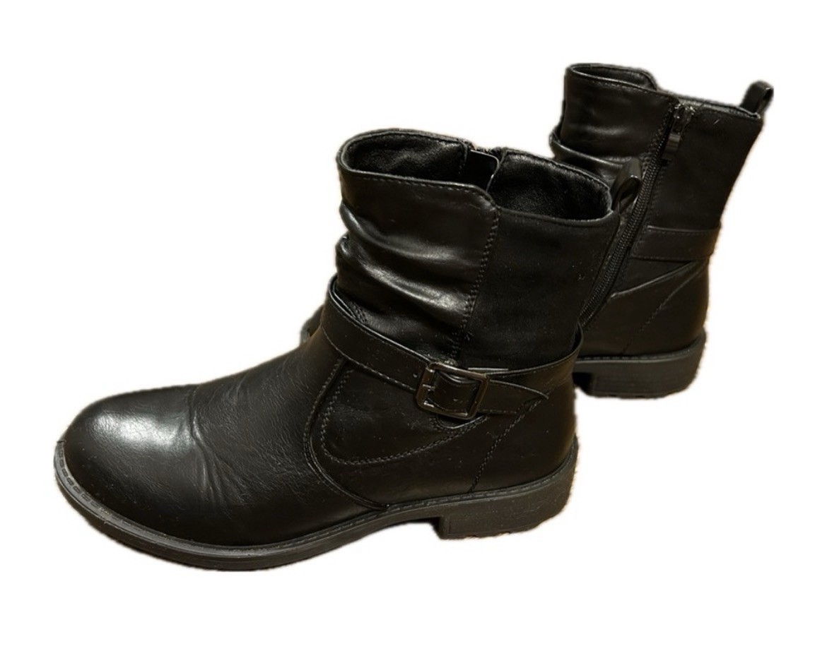 Flexus Cahir Women’s Black Microsuede Ankle Bootie Round Toe Zip Buckle
