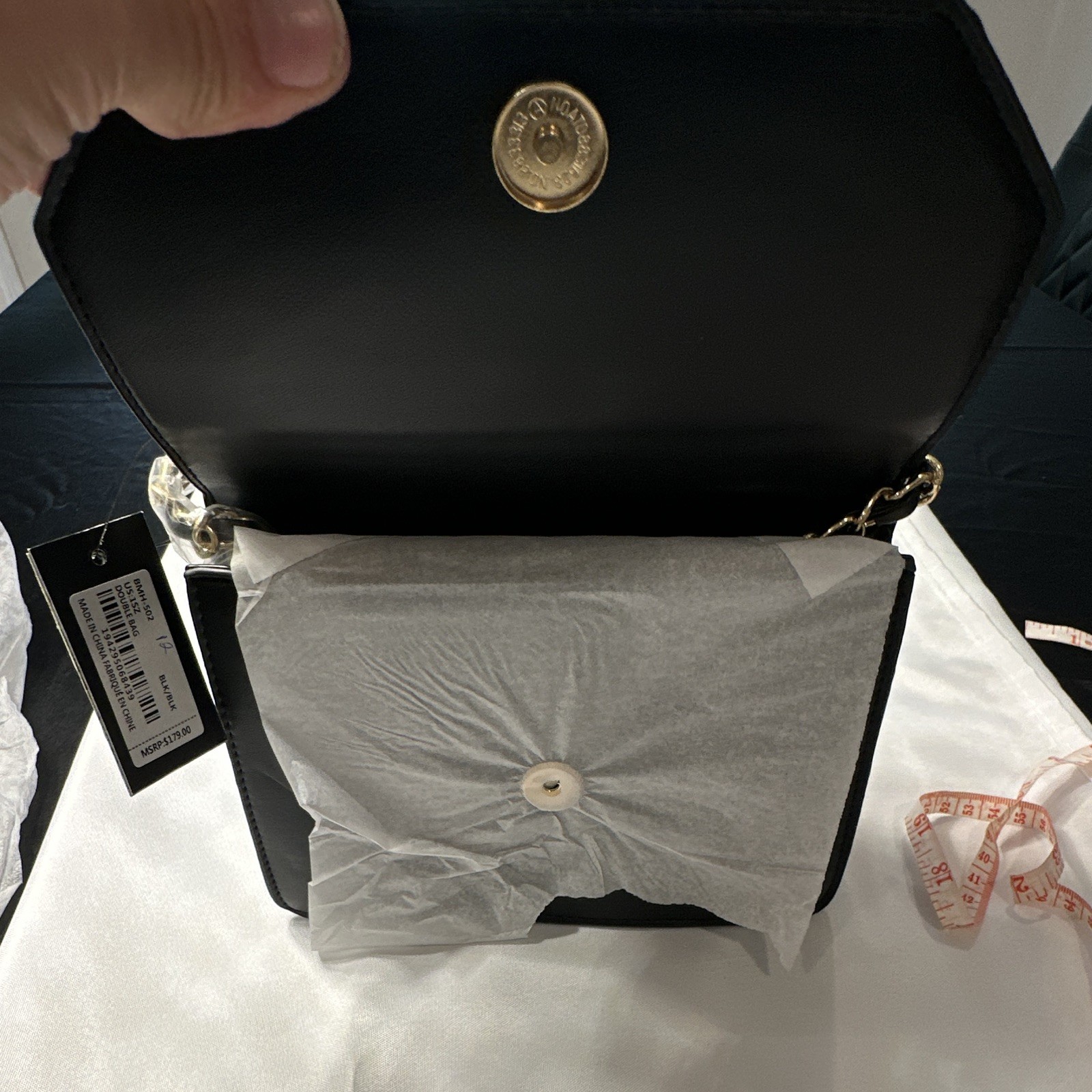 Badgley Mischka Black Small Crossbody Bag, Pearl & Gold Chain Strap Magnetic
