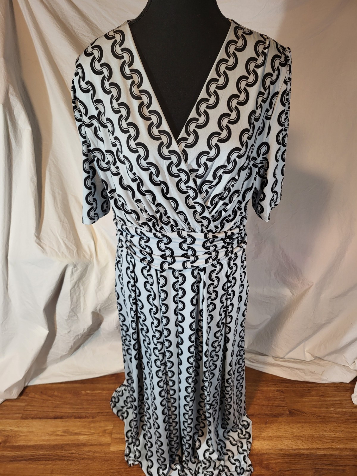 Jolie Moi Size 16 Geometric Blue S/S Dress
