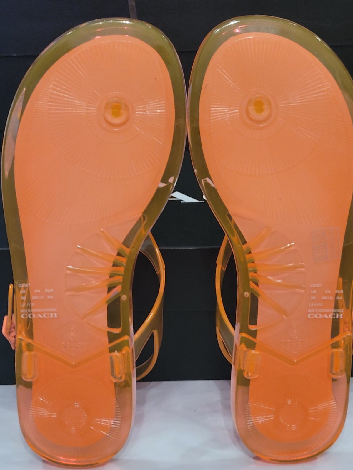 COACH Natalee Jelly Sandals SZ. 9B Orange Tangerine Logo Thong Sandals C3067 Ne