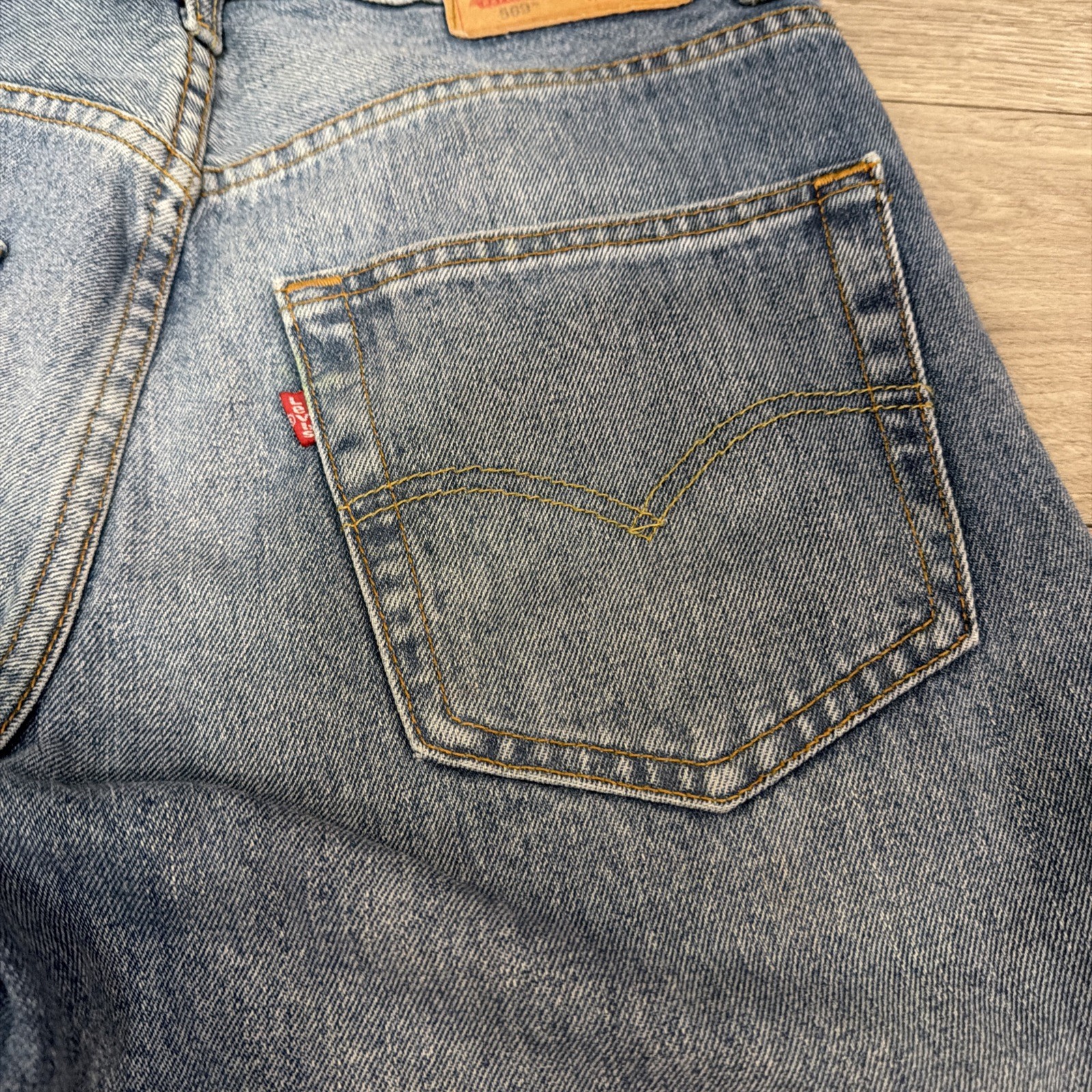 NEW Levi’s 569 Size 30 Light Blue Loose Straight Fit Shorts Falls below knees