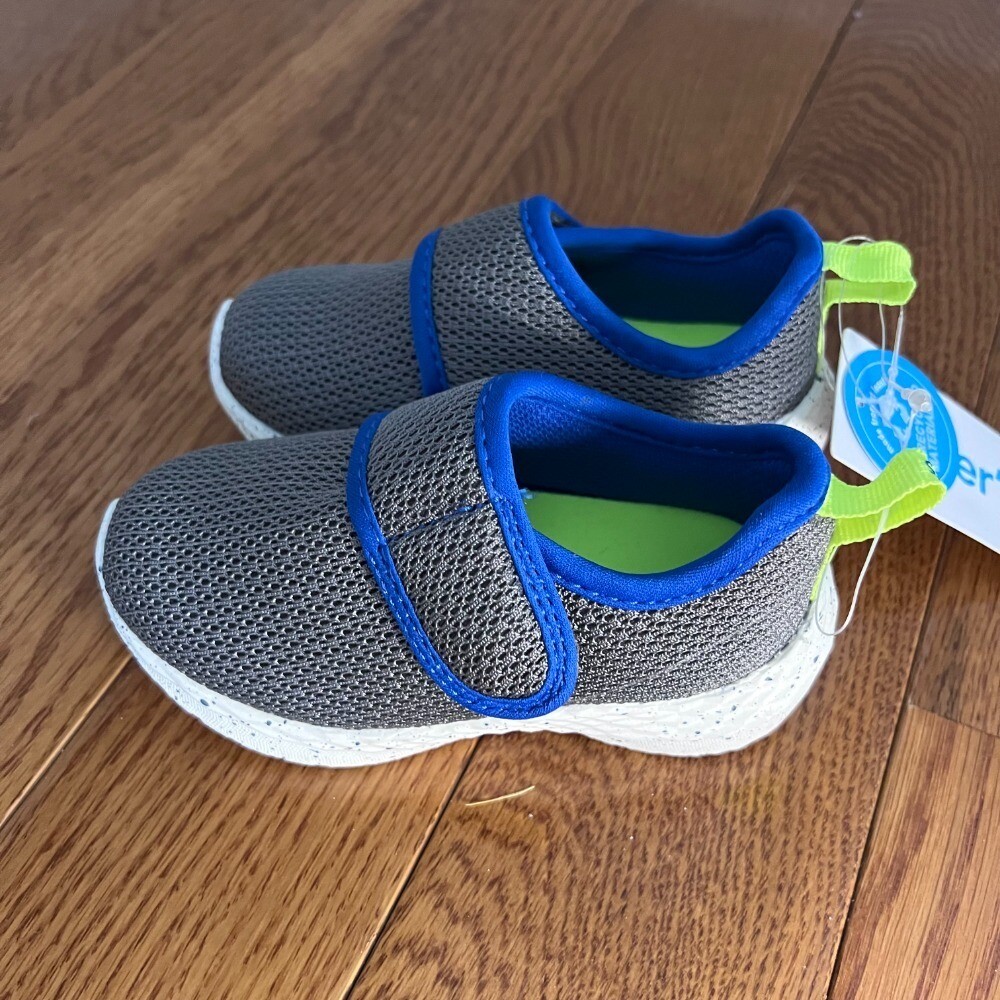 Carter’s Everyday Sneakers Easy On Athletic Shoes Gray Blue Size 6