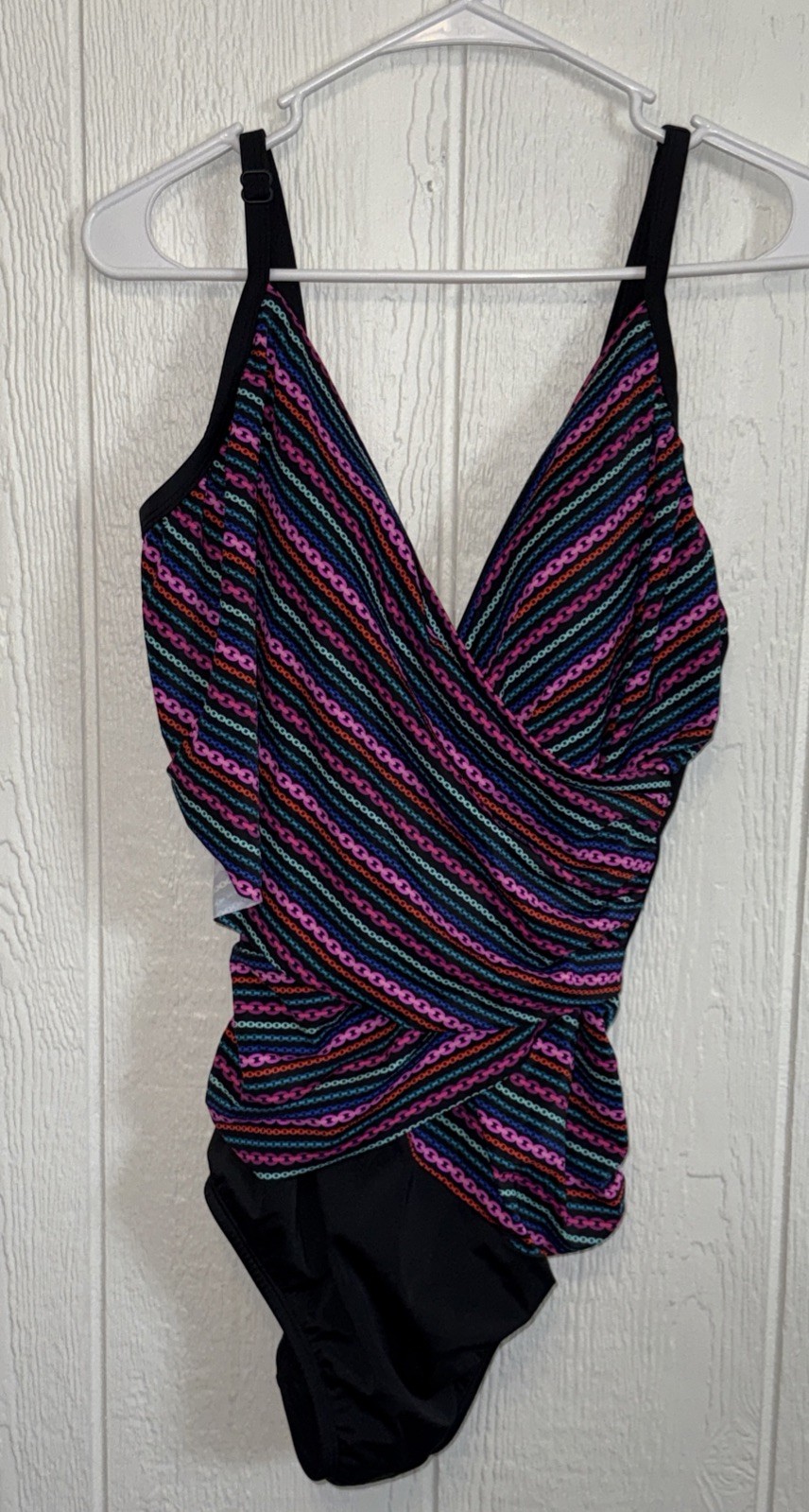 NWOT Embrace Your Curves by Miracle Brands Makenna One Piece Swimsuit 1X 16W-18W