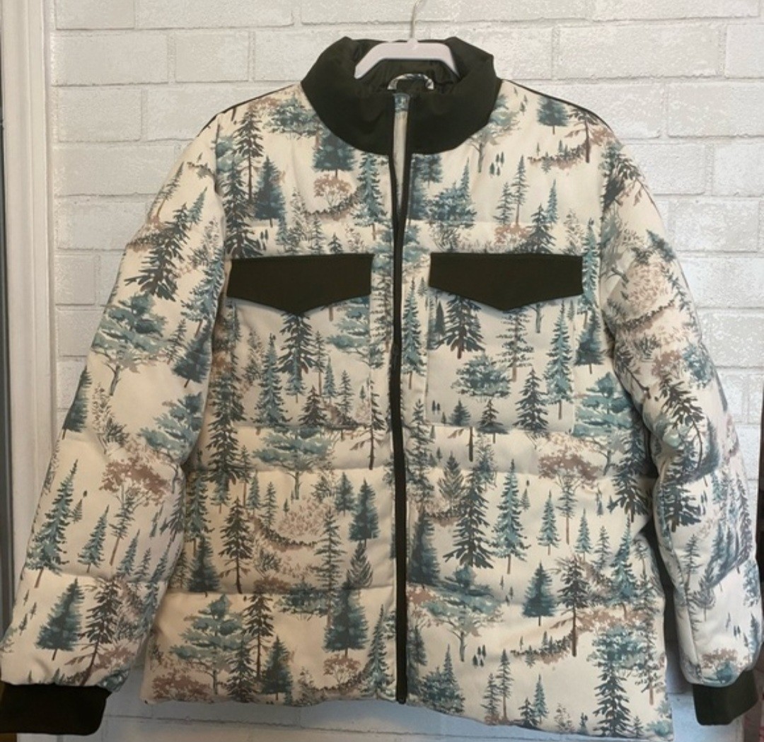 Sun + Stone Men’s Insulated Quilted Puffer Jacket Forest Tree Print Winter Coat