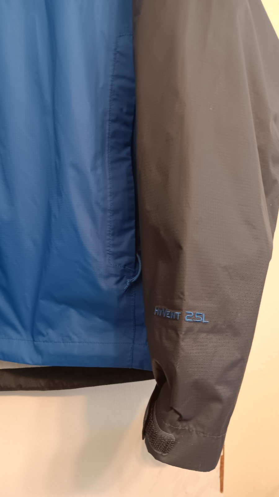 Mens The North Face Two Block Rain Jacket Hyvent 2.5L Size XL Blue & Navy