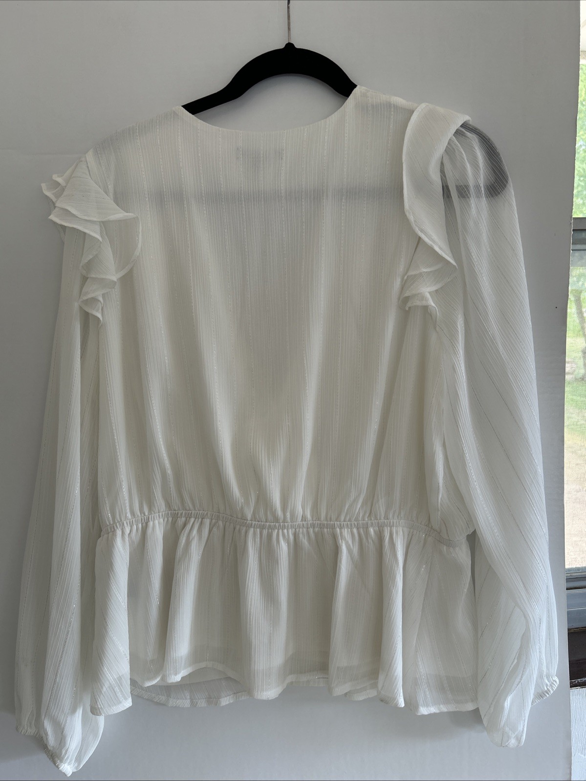 Simply Vera Wang Pullover Blouse