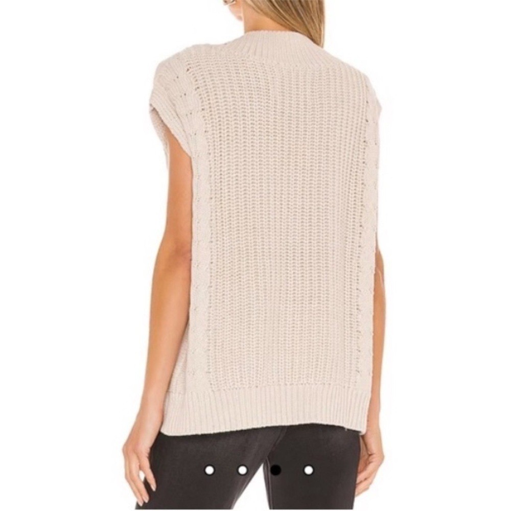 Pistola Revolve Kiran oversized sweater vest in ecru color. Size XS