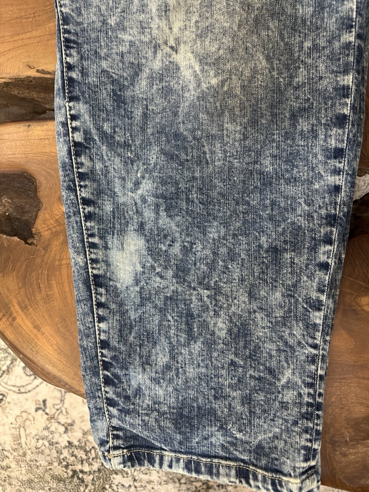 Torrid Women’s Plus Size 26 Blue Acid Wash Boyfriend Jeans 31” Inseam