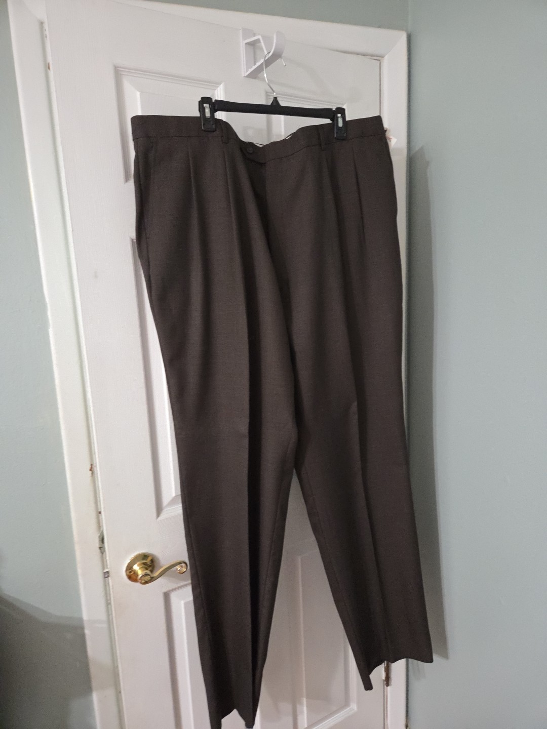 Rossellini Italy 100% Virgin Wool Men’s Brown Suit. 54L. NWT
