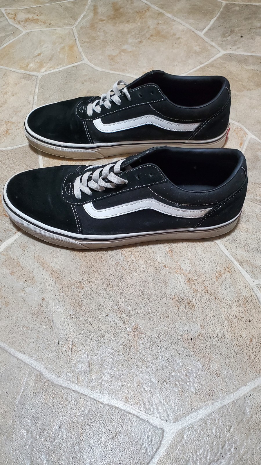 Size 10.5 – VANS Ward Suede Canvas Black White