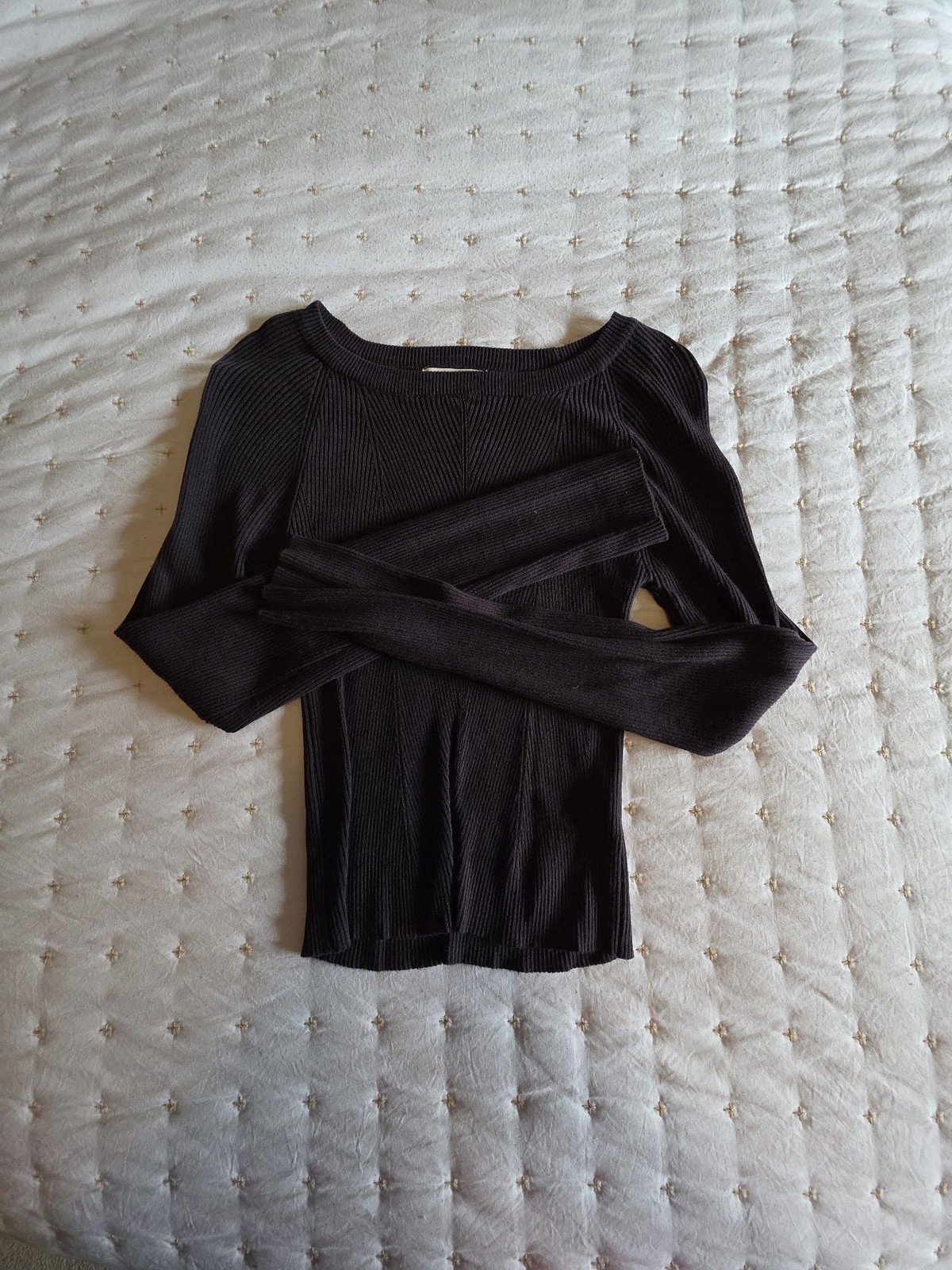 By Together Women’s Black Ribbed Long Sleeve Knit Top