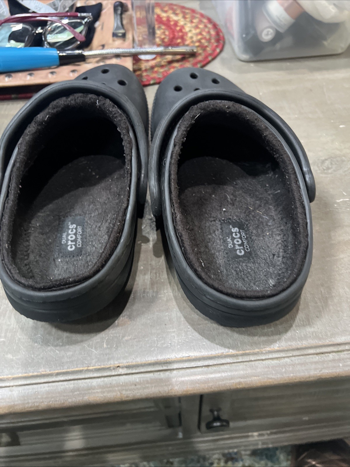 CROCS Black Faux Fur Lined Clogs Shoe M5 / W7