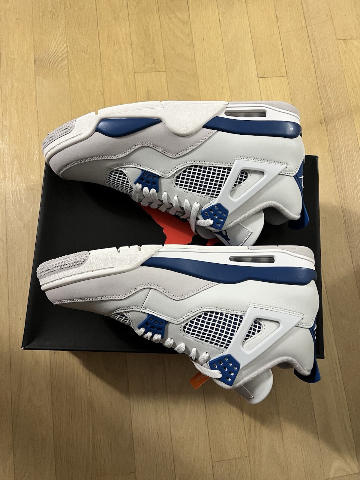 Air Jordan 4 Men’s Military Blue Size 12