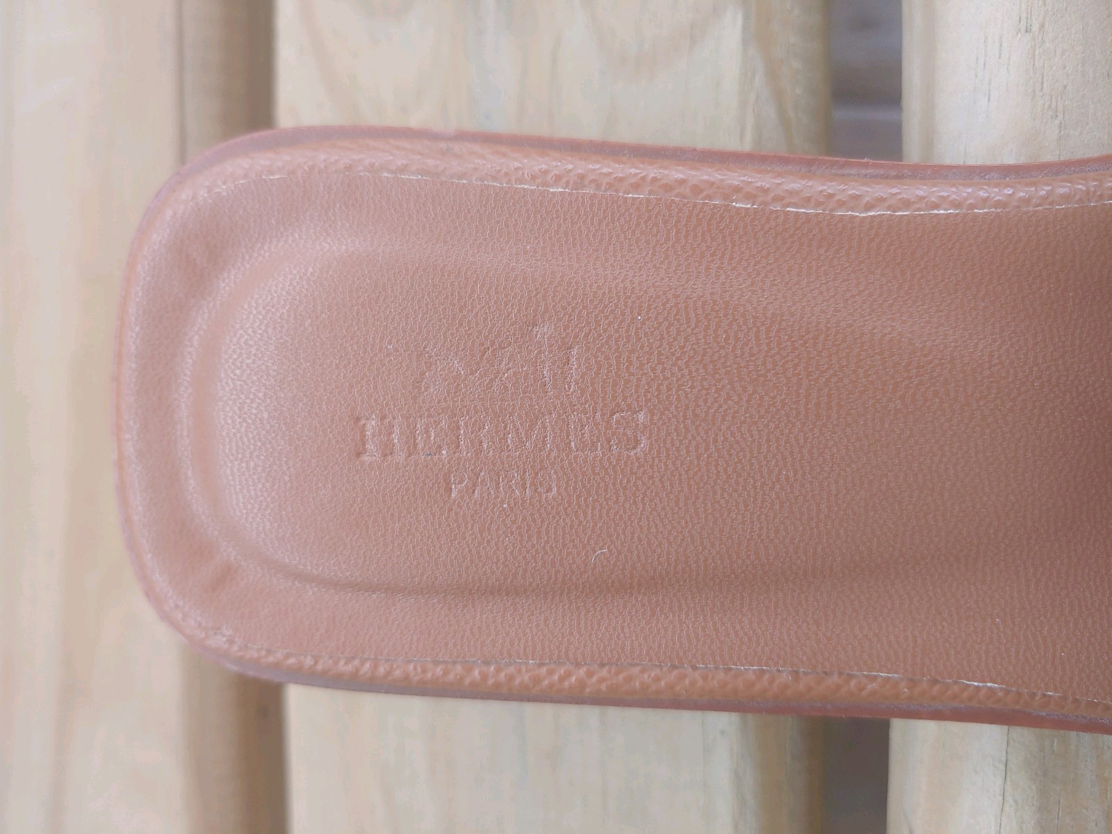 HERMES Oran EXCELLENT Brown Logo Slide Sandals Leather Women’s Size 6.5 Slip On