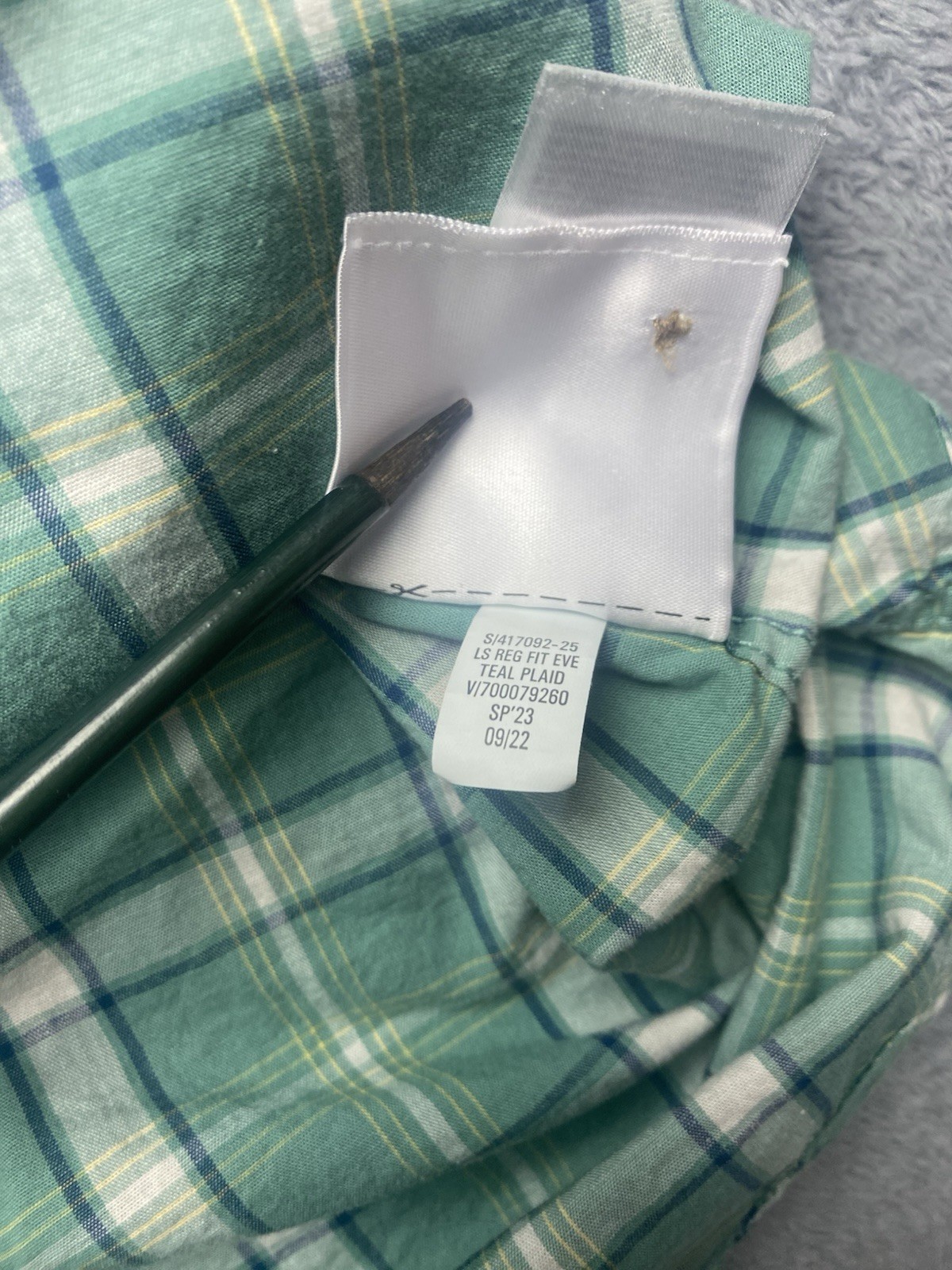 Old Navy Everyday Shirt Built-In Flex Plaid Button Down Shirt Mens Regular Sz L