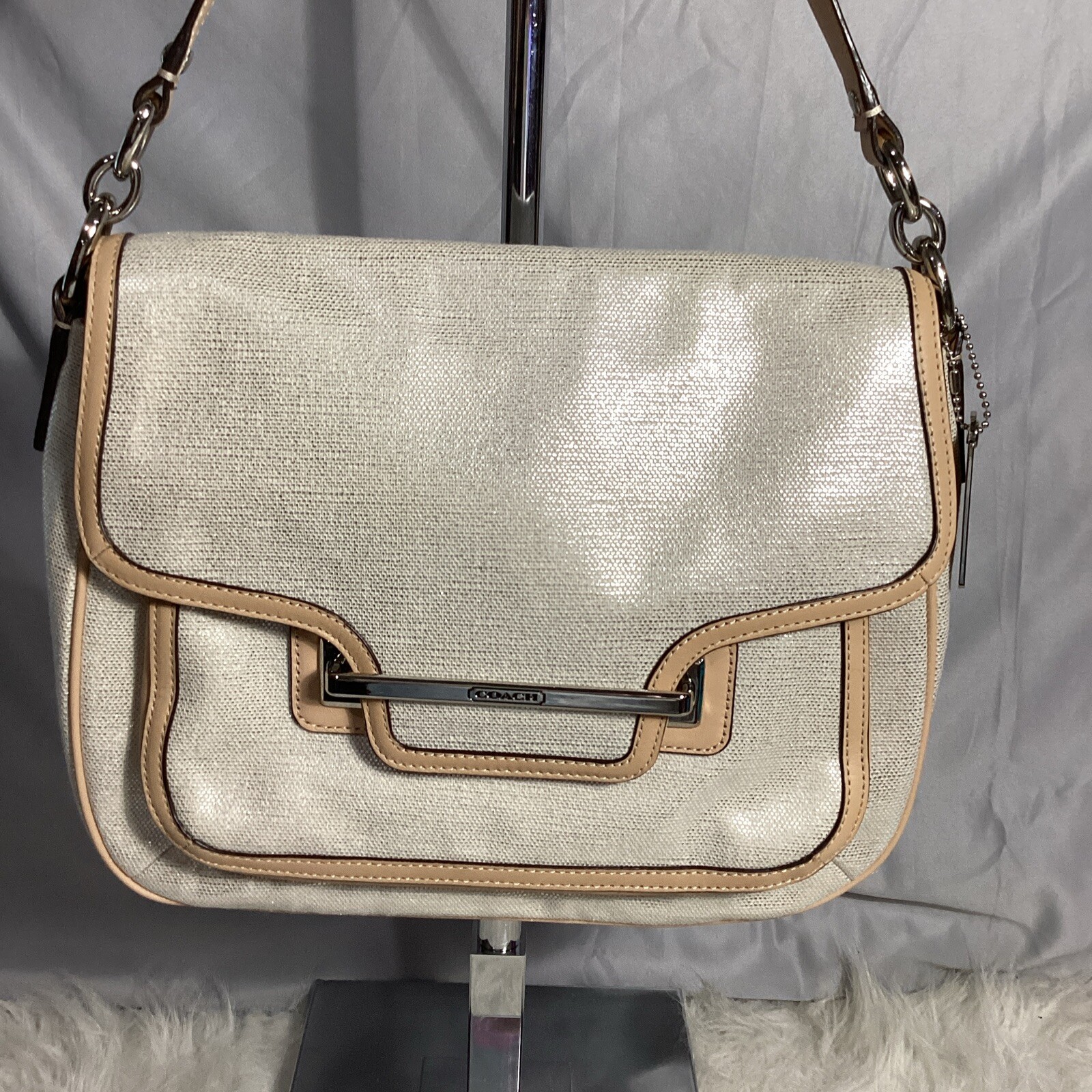 Beautiful Coach F30621 Taylor Foiled Flap Shoulder Bag Super EUC 98