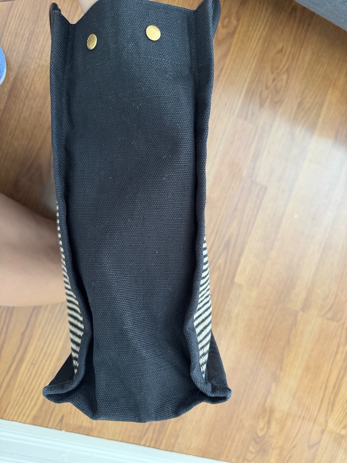 Saint Laurent Rive Gauche Tote Black/White Logo Zip Closure, Inner Pockets
