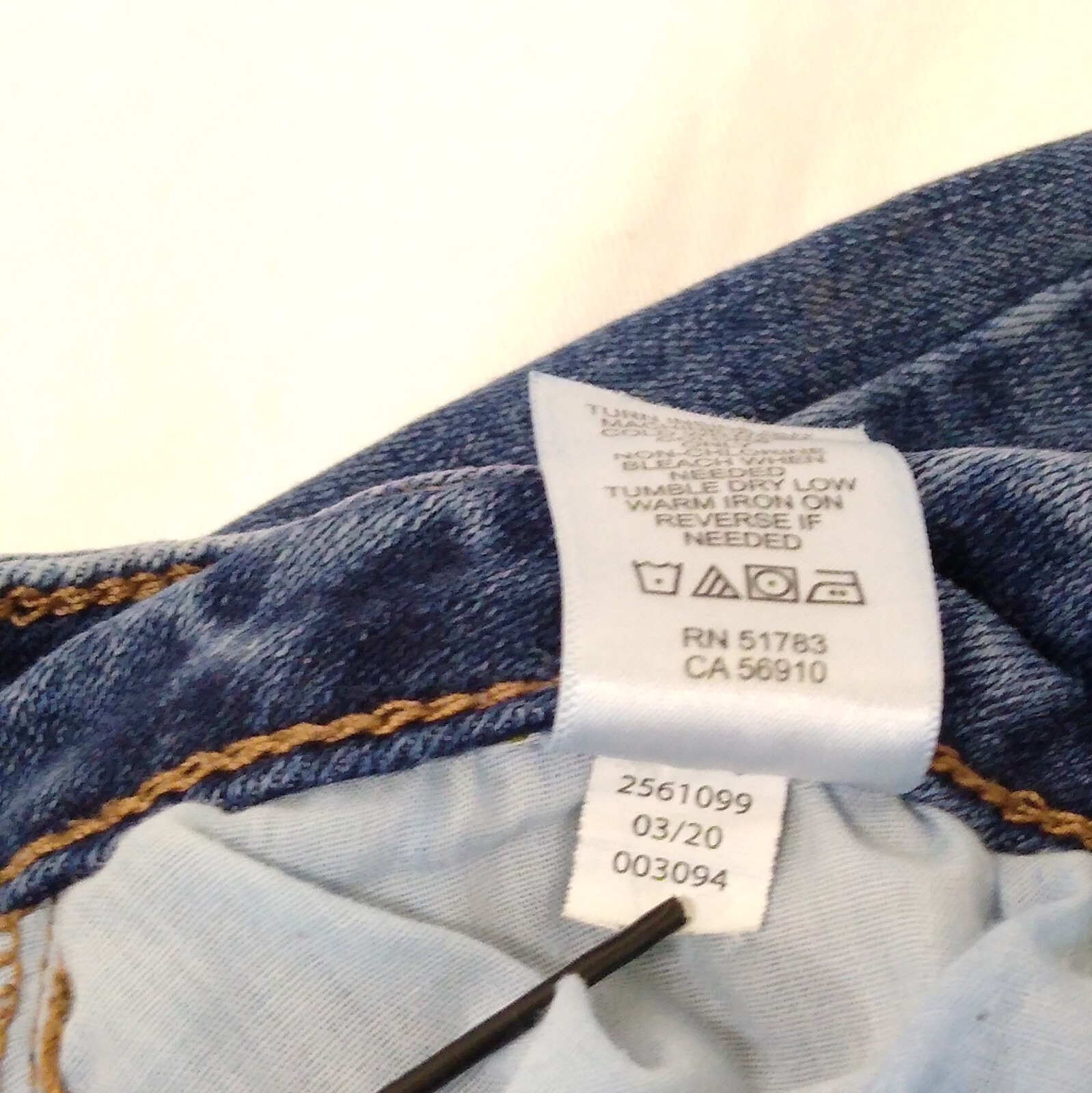 Maurices Jeans Small (4/6) X-long Mid-Rise Distressed Skinny Medium Wash Denim