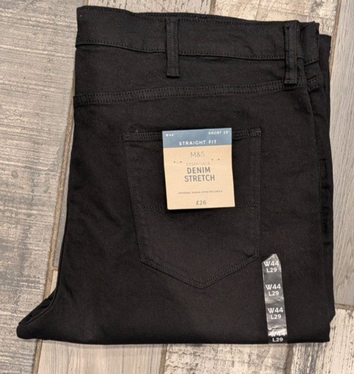 NEW M & S black stretch straight fit jeans W 44 L 29