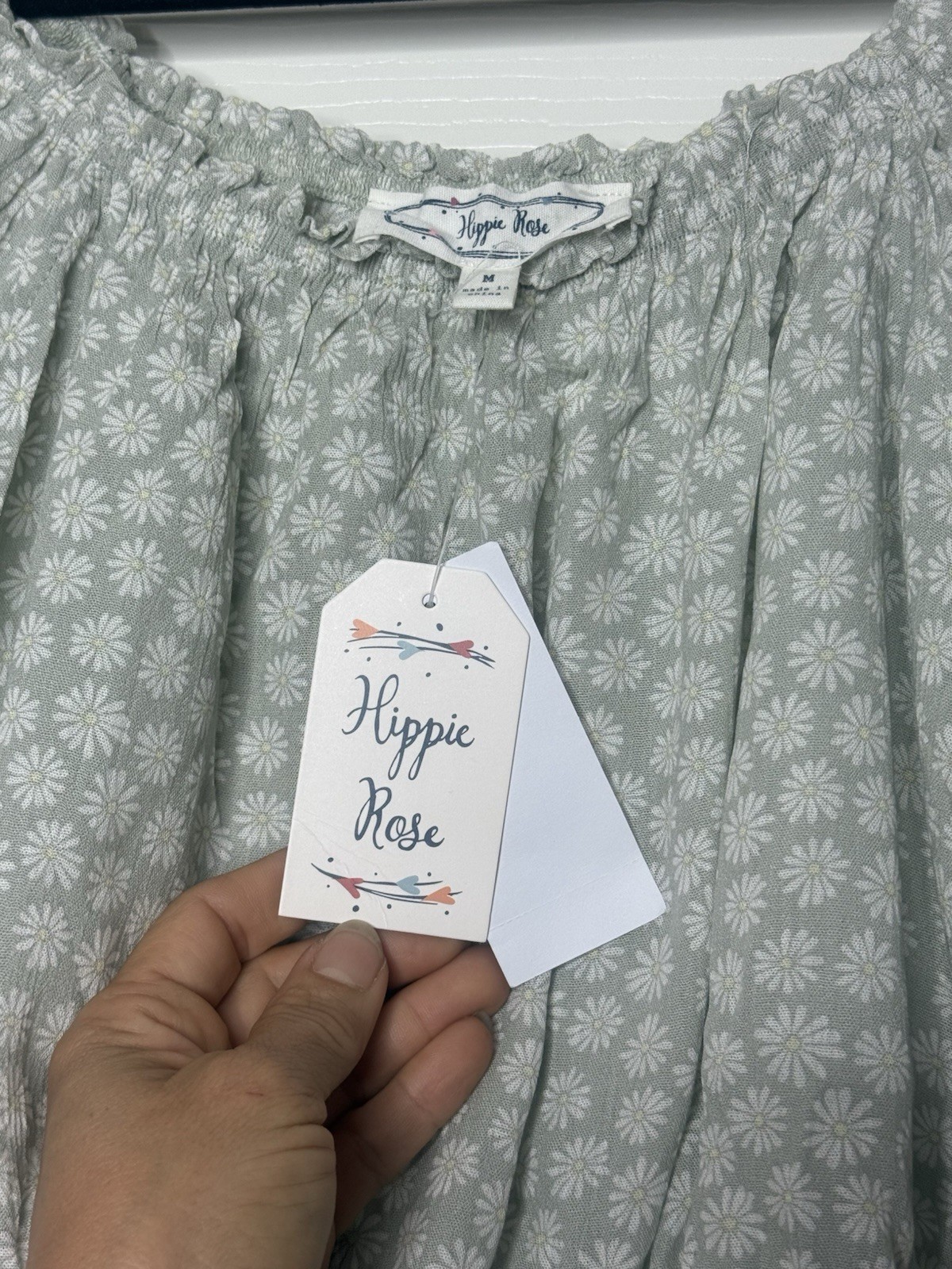 Hippie Rose Off the Shoulder Smocked Cropped Floral Puff Sleeve Top M Green