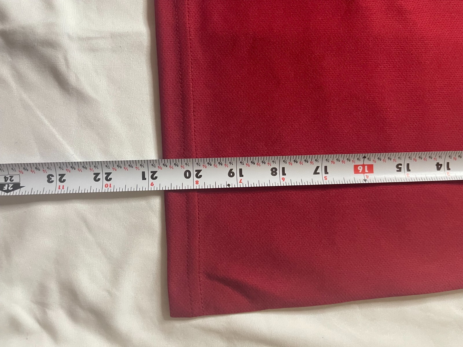 Rivalry THREADS 91. Children’s pullover size S (6/7). In red. Made in Banglades