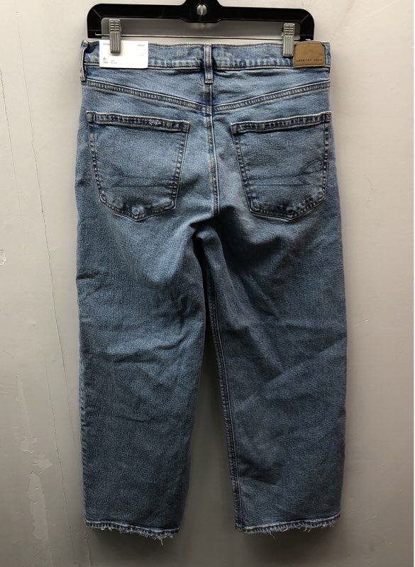 American Eagle Women’s Blue Strigid High Rise Mom Jeans NWT Size 6 Short