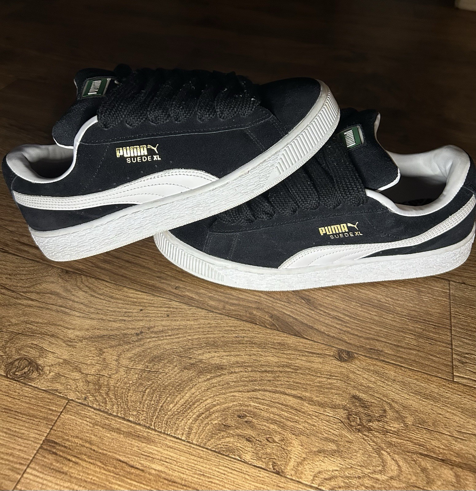 PUMA Suede XL Men’s Suede Low Top Lace-Up Sneakers Black/White 395205-02