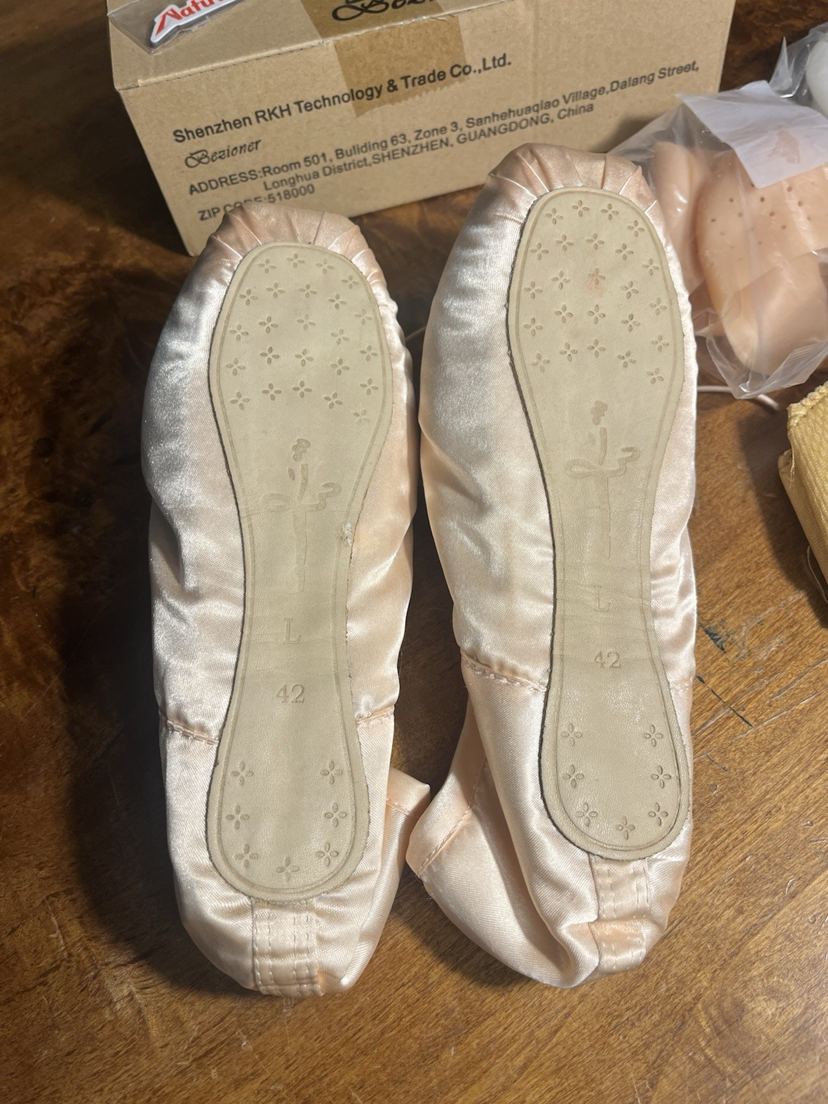 Bezioner Ballet Pointe Shoes Pink Satin BalletDance Shoes with Toe Pads Sz L, 42