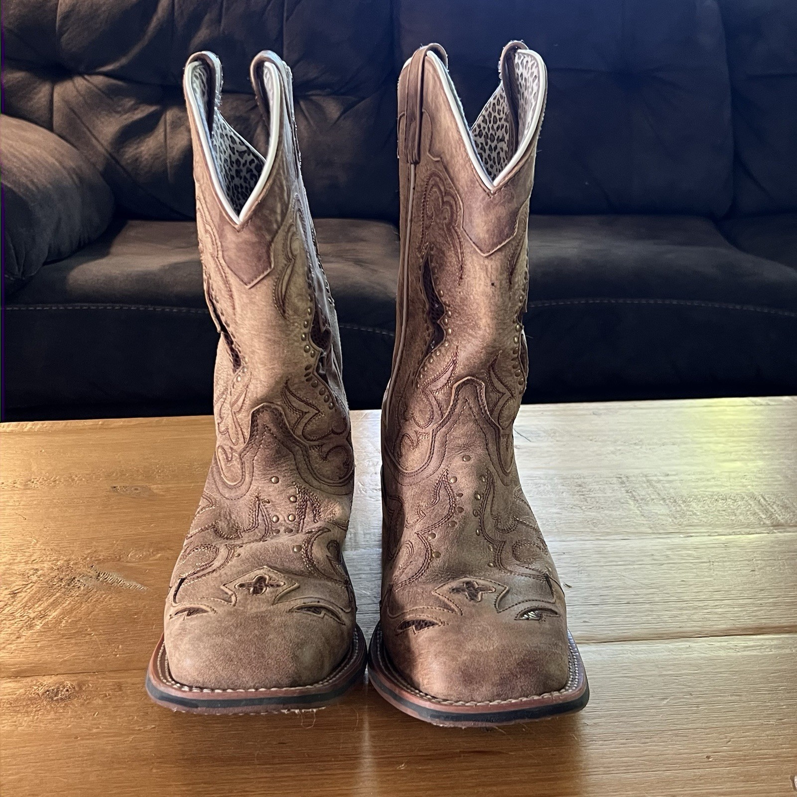 Laredo Spellbound Women’s 12M Brown Western Boots Studded Leather Cowboy