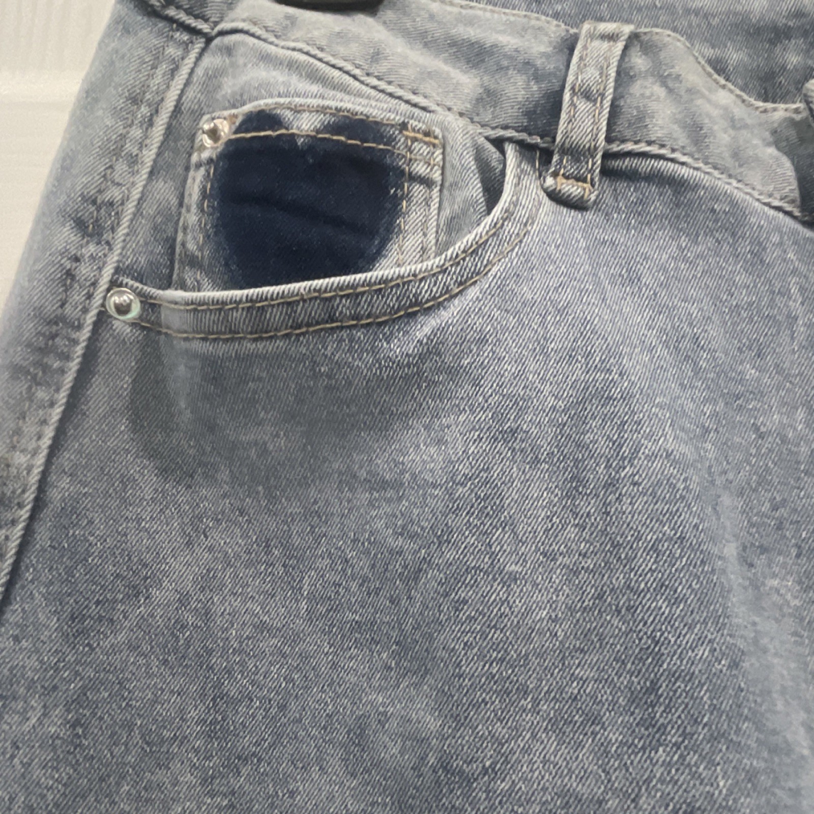 Chartou Women’s Blue Denim Heart Pattern Jeans, Button Closure, 5-Pocket, M