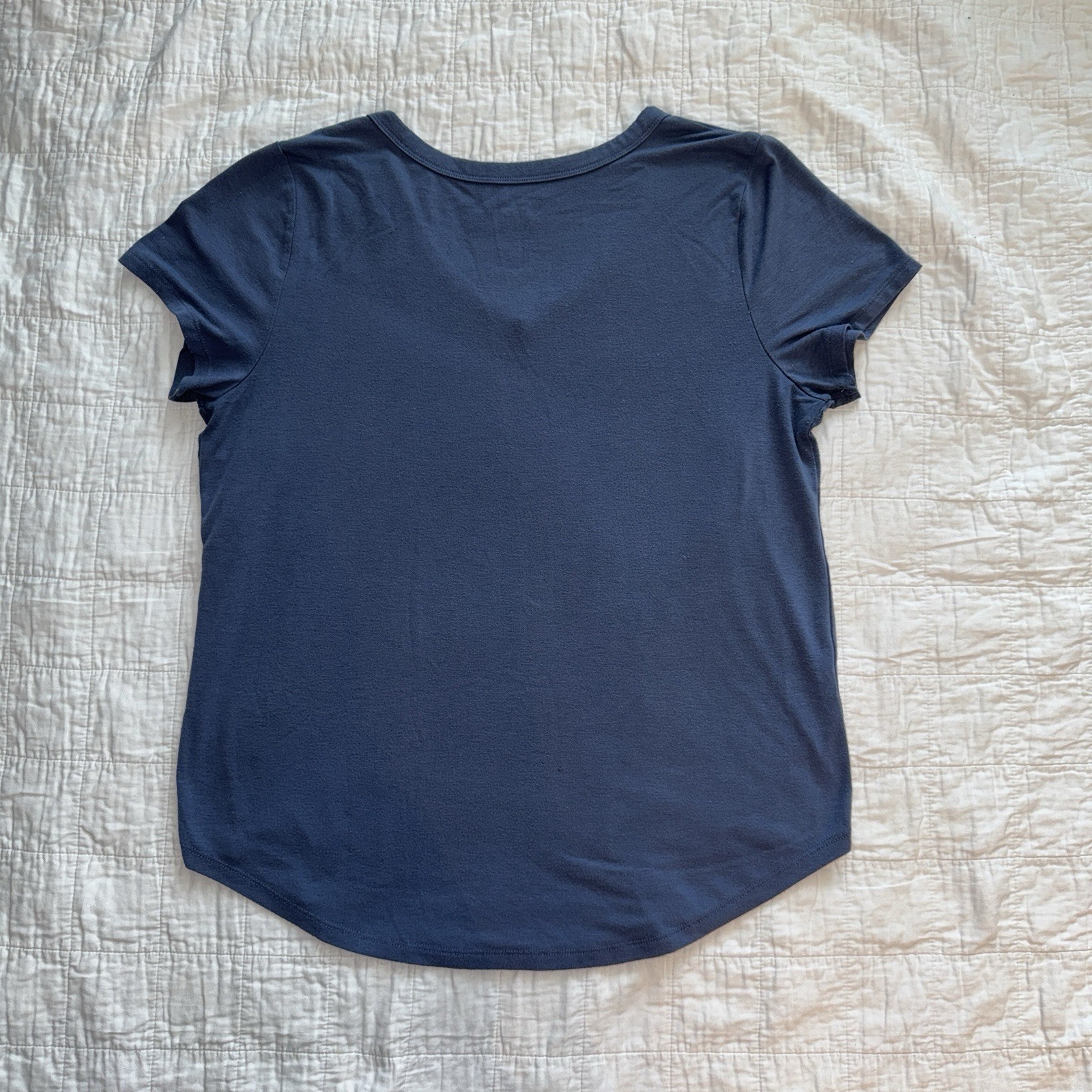 Light Navy Blue Short Sleeve V-Neck T-Shirt | Size Large