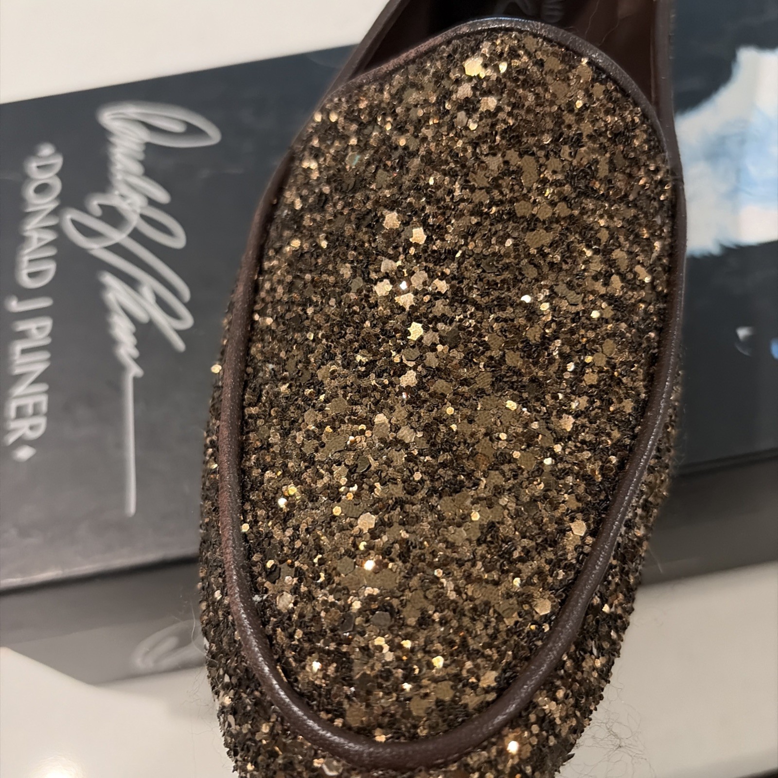 Donald Pliner Women’s Denny Loafer Style Slip-On Shoes Sz 10 Bronze Sparkle