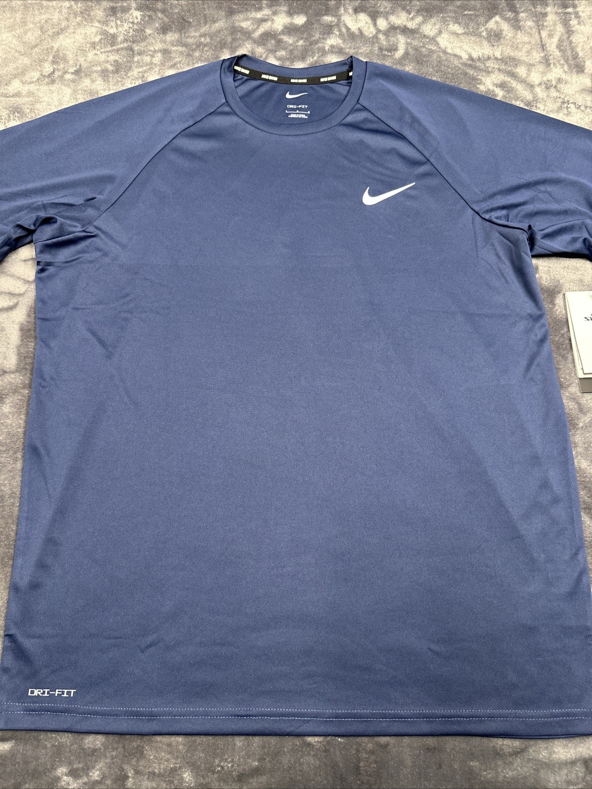 Nike DRI-FIT Swim Hydroguard Large/Navy Blue Short Sleeve Shirt #NESSA586-440